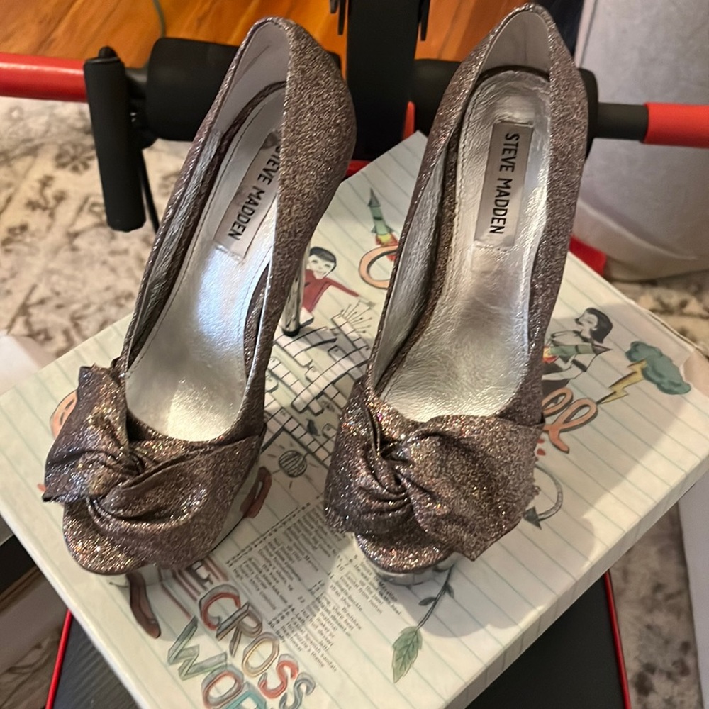Steve madden platform heels